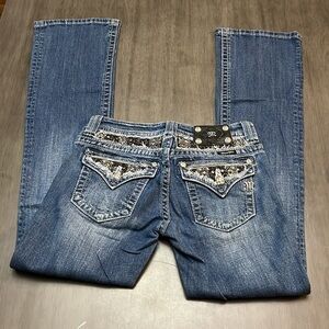 MISS ME JEANS Women’s Size 27 Signature Boot JP6075B, inseam 33”